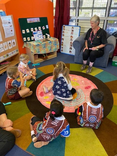 Students listening to Vet Nurse Kay